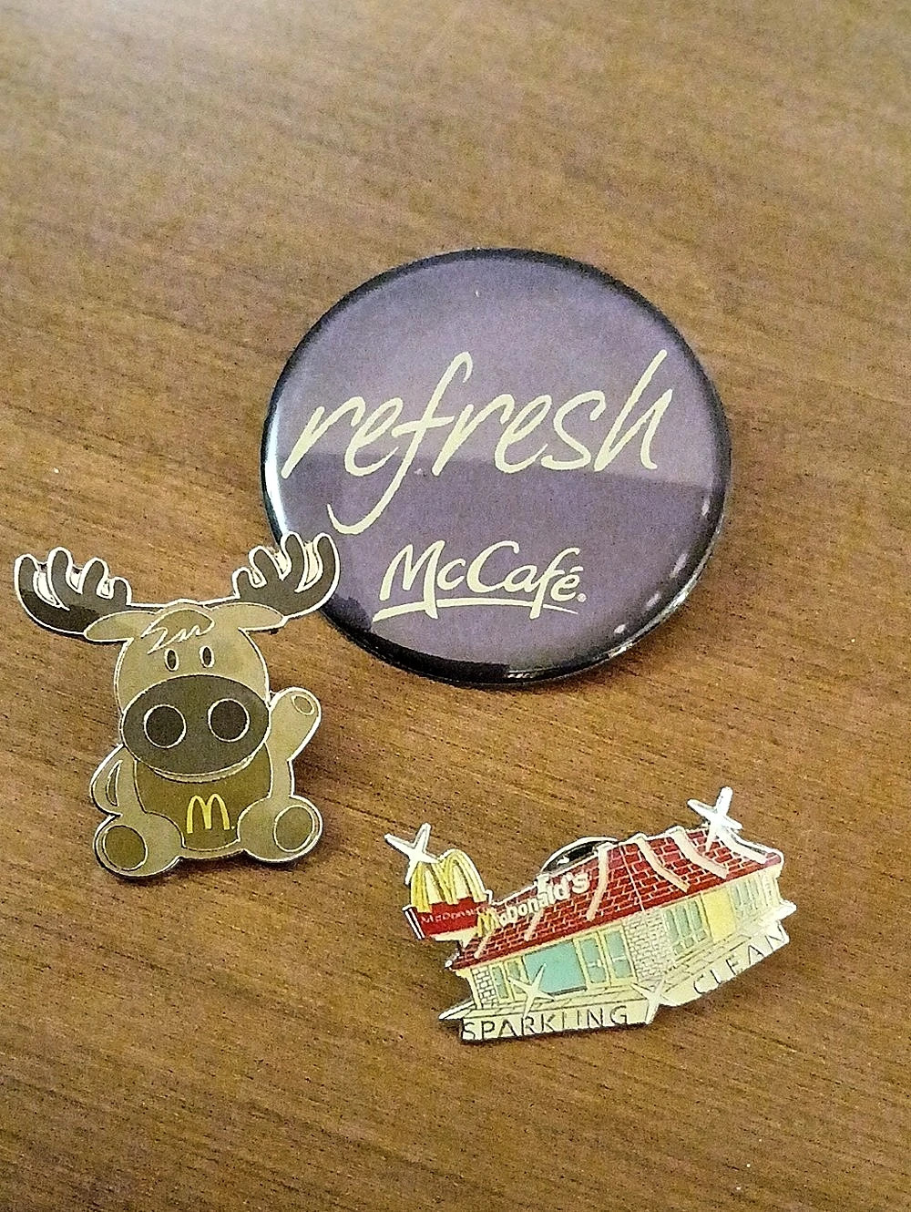 McDonald's McCafé Refresh , Mcmerry moose and restaurant pin set 3-Pin